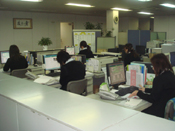 本社